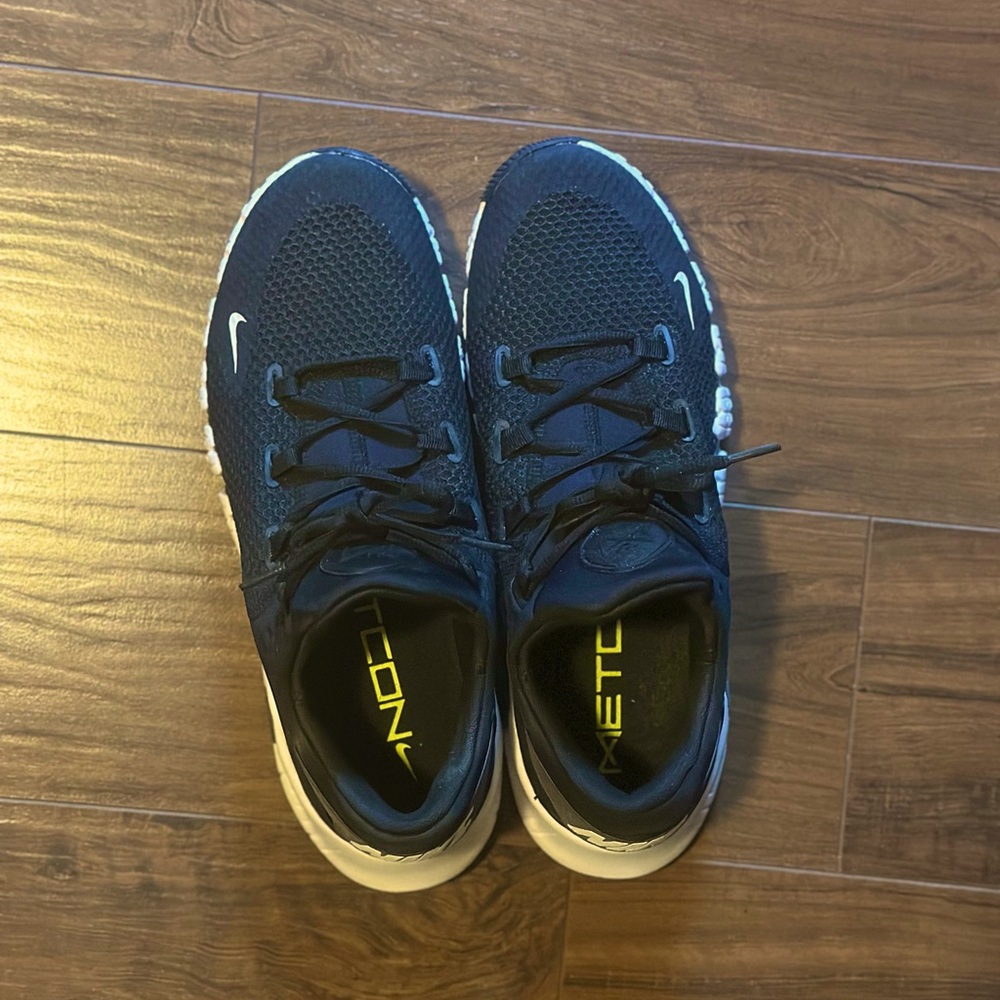 Nike Free Metcon 4 Workout Shoes - Size 11 (Used, Style CT3886-010)